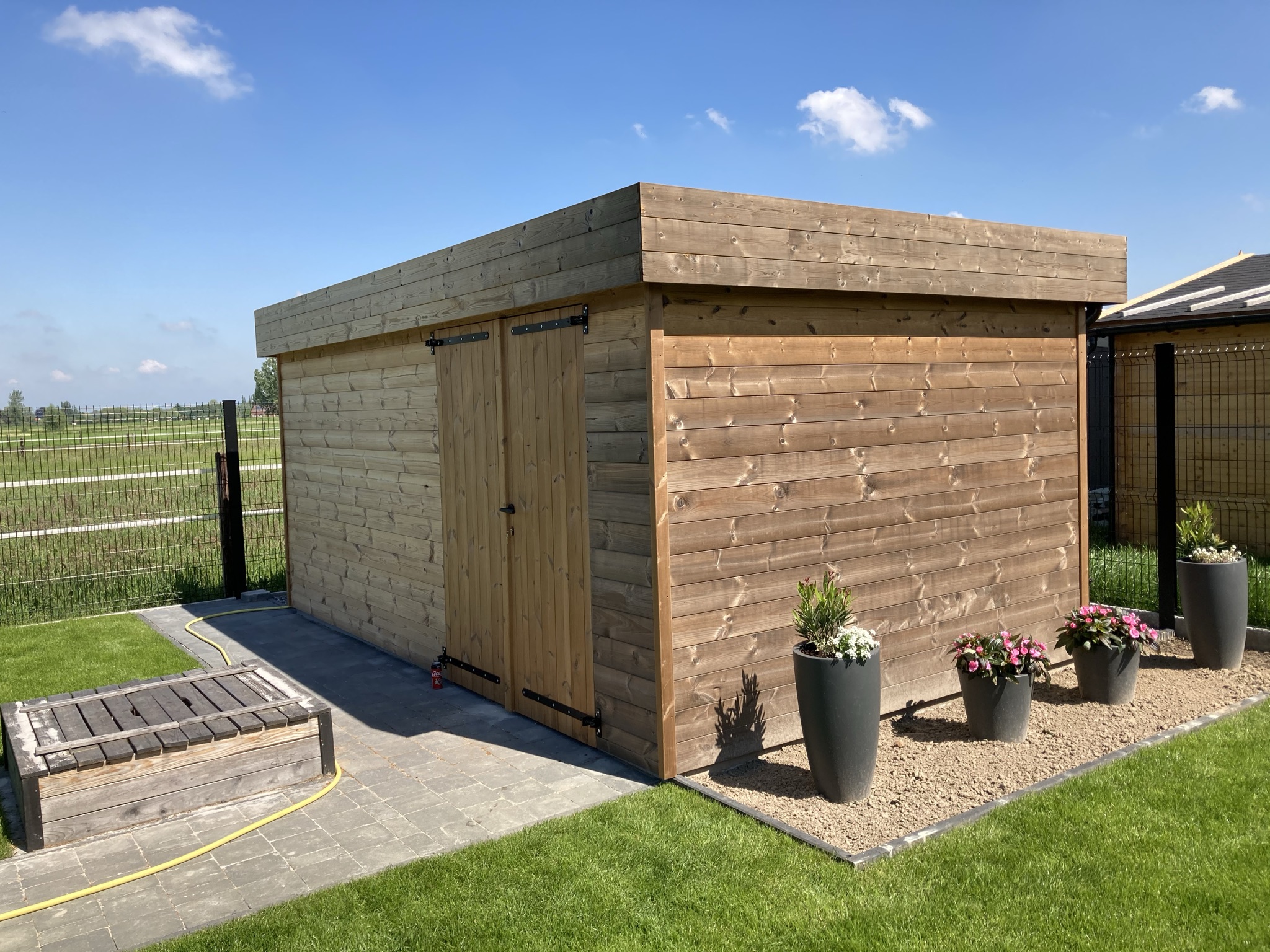 WIJ VERZORGEN JOUW TUIN TOT IN HET KLEINSTE DETAIL